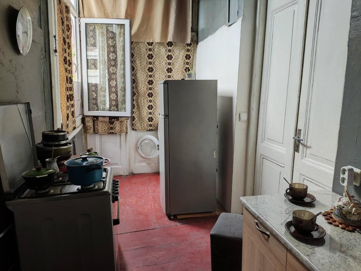 Eka'S Apartment On Marjanishvili تبليسي المظهر الخارجي الصورة